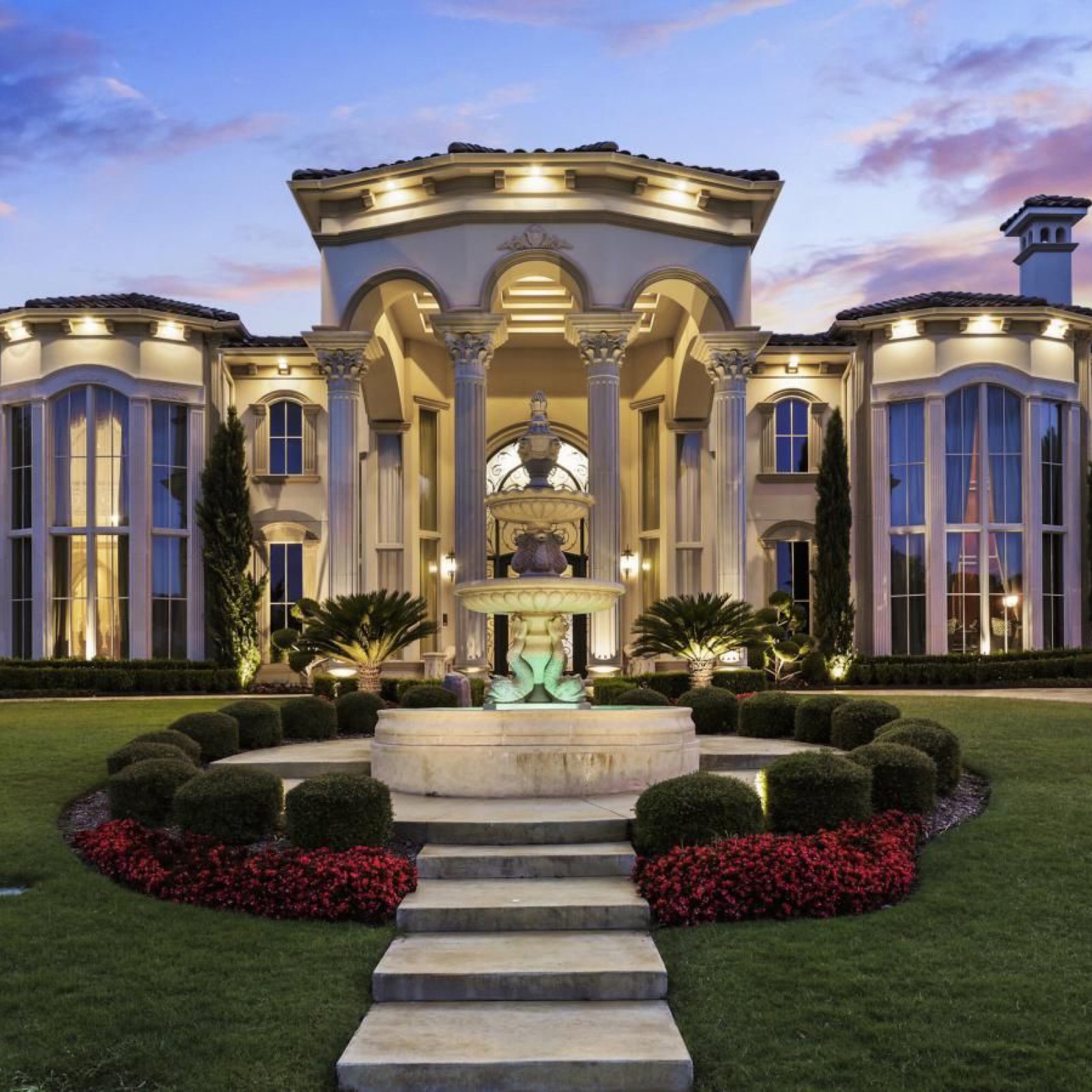 OUR CONTRACT DIVISION ⋆ Luxury Italian Classic Furniture